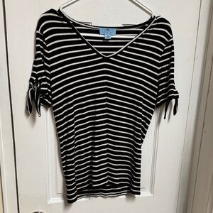 CeCe Black and White Striped V-Neck Top